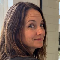 Dana R.